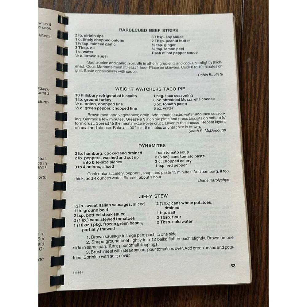Community Cooks Cookbook Community School Cumberland, RI 1991‎